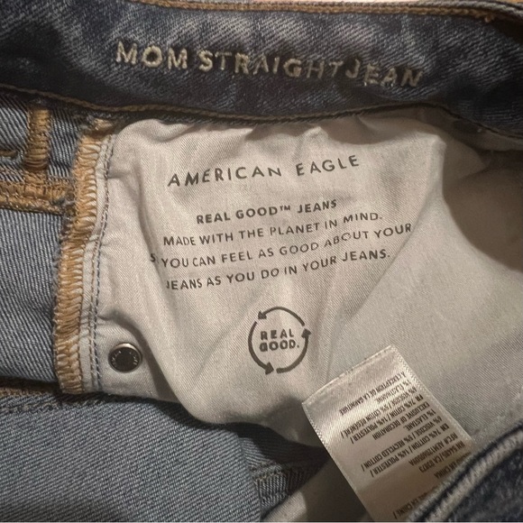 American Eagle Mom Straight Jean - Picture 6 of 6